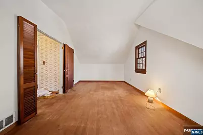 212 Spruce Street, Midland Park, NJ 07432 - Photo 19