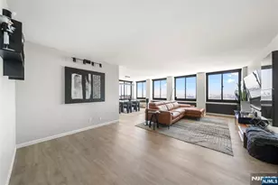 300 Winston Dr 609, Cliffside Park, NJ 07010 - Photo 3