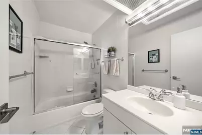 300 Winston Drive 609 #609, Cliffside Park, NJ 07010 - Photo 17