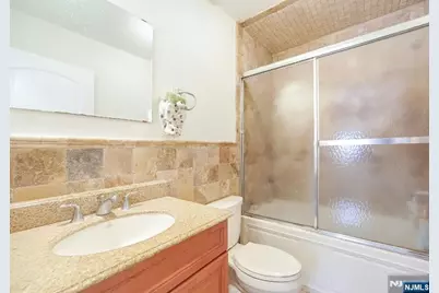 135 Grove Street, Tenafly, NJ 07670 - Photo 15