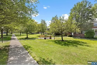 40 Lakeview Avenue D #D, Leonia, NJ 07605 - Photo 9