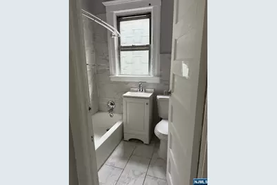 173 Wilkinson Avenue, Jersey City, NJ 07305 - Photo 11