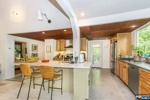 37 N Rd, Bloomingdale, NJ 07420 - Photo 17