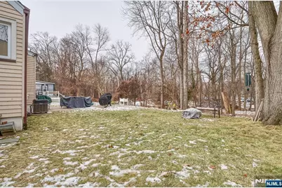 176 Trotta Drive, New Milford, NJ 07646 - Photo 33