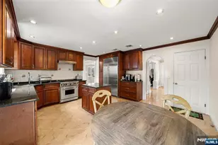 197 Kinderkamack Rd, Oradell, NJ 07649 - Photo 9