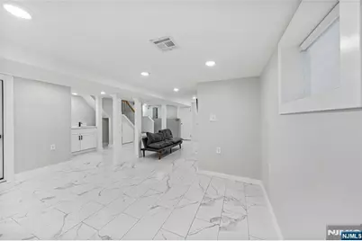 207 Post Avenue, Lyndhurst Township, NJ 07071 - Photo 21