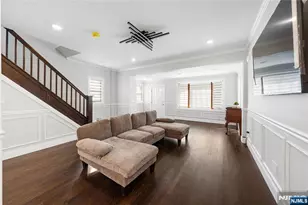 207 Post Ave, Lyndhurst Township, NJ 07071 - Photo 3