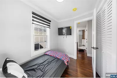 207 Post Avenue, Lyndhurst Township, NJ 07071 - Photo 17