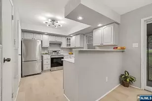 71 16th Ave 104, Newark, NJ 07103 - Photo 5