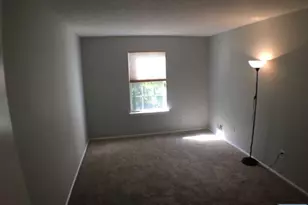 418 Poets Way, Mahwah, NJ 07430 - Photo 11