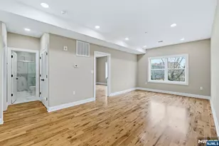 109 7th St, Newark, NJ 07107 - Photo 13