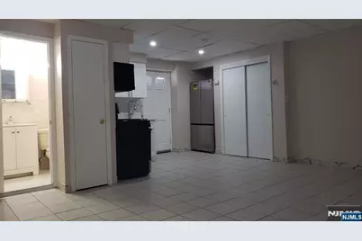 640 Fairview Avenue 9 #9, Fairview, NJ 07022 - Photo 11