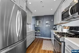 3 Horizon Rd, Fort Lee, NJ 07024 - Photo 15