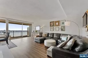 3 Horizon Rd, Fort Lee, NJ 07024 - Photo 13