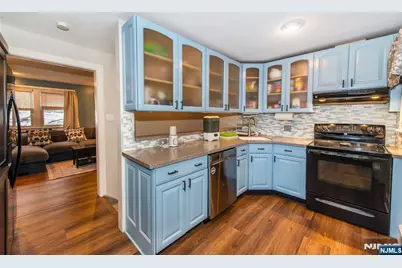 304 Squaw Trail, Hopatcong, NJ 07821 - Photo 5