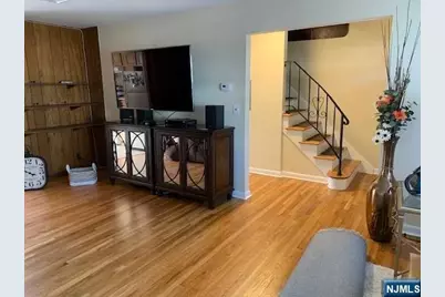 9 Glenn Court A #A, Westwood, NJ 07675 - Photo 3