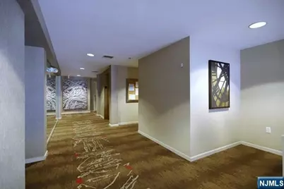 307 Jefferson Court, Edgewater, NJ 07020 - Photo 23