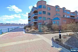307 Jefferson Ct, Edgewater, NJ 07020 - Photo 35