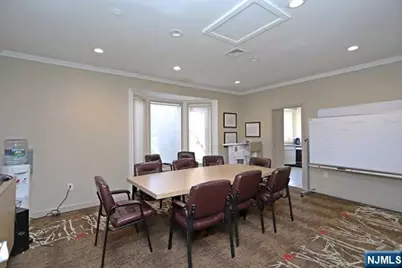 307 Jefferson Court, Edgewater, NJ 07020 - Photo 25