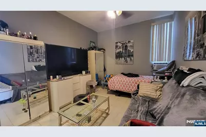 1506 Summit Avenue, Union City, NJ 07087 - Photo 11