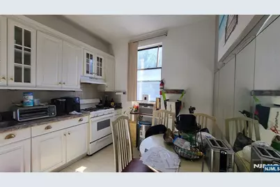 1506 Summit Avenue, Union City, NJ 07087 - Photo 13