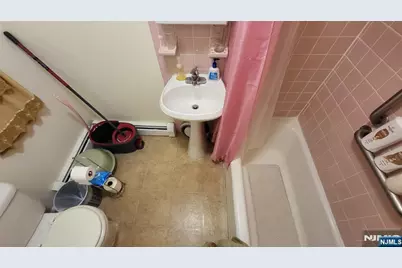 1506 Summit Avenue, Union City, NJ 07087 - Photo 39