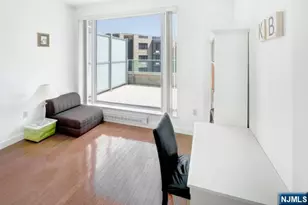 20 Newport Parkway 617, Jersey City, NJ 07310 - Photo 9