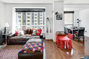 20 Newport Parkway 617, Jersey City, NJ 07310 - Photo 5