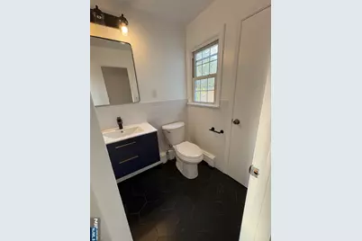 497 Dewey Avenue 1 #1, Saddle Brook Township, NJ 07663 - Photo 5