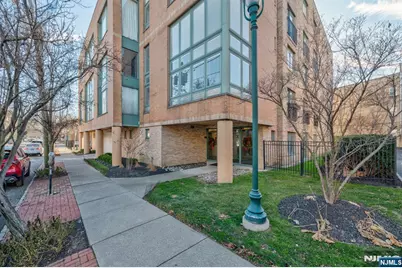 119 Walnut Street C0010 #C0010, Montclair, NJ 07042 - Photo 37