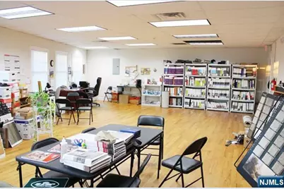 358 Midland Avenue 4 #4, Garfield, NJ 07026 - Photo 3