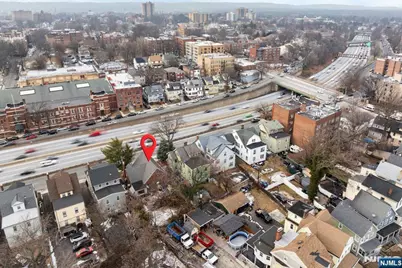 220 Oraton Parkway, East Orange, NJ 07017 - Photo 5