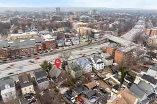 220 Oraton Pkwy, East Orange, NJ 07017 - Photo 5