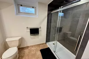 5 Earnshaw Pl, Clifton, NJ 07013 - Photo 31