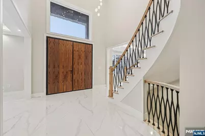 25 Macarthur Avenue, Closter, NJ 07624 - Photo 5