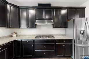 12 Marshall Ln, Wood Ridge, NJ 07075 - Photo 11