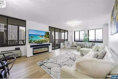 200 Winston 1008 #1008, Cliffside Park, NJ 07010 - Photo 1