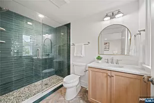 40 Greenview Way, Montclair, NJ 07043 - Photo 41