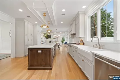 40 Greenview Way, Montclair, NJ 07043 - Photo 21