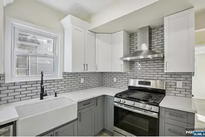 4 Lincoln Place, Cliffside Park, NJ 07010 - Photo 21