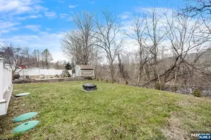 26 Skyline Lake Dr, Ringwood, NJ 07456 - Photo 9