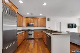 7400 River Road 206, North Bergen, NJ 07047 - Photo 5