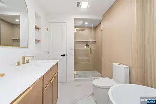 290 Queen Anne Rd, Teaneck Township, NJ 07666 - Photo 15