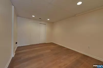 90 Dewey, Bloomfield, NJ 07003 - Photo 23