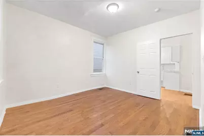 366 Badger Avenue, Newark, NJ 07112 - Photo 27