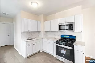 366 Badger Ave, Newark, NJ 07112 - Photo 43