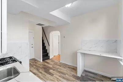 366 Badger Avenue, Newark, NJ 07112 - Photo 49