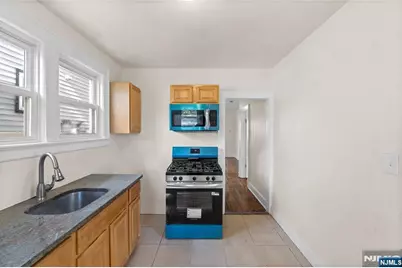 24-26 Irving Avenue, Newark, NJ 07112 - Photo 23