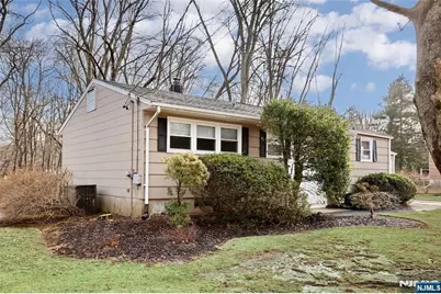 282 Spring Valley Road, Park Ridge, NJ 07656 - Photo 29