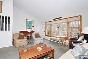 282 Spring Valley Rd, Park Ridge, NJ 07656 - Photo 9